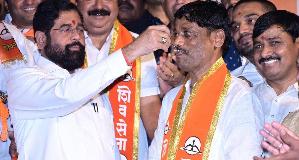 Ravindra Dhange​​kar Leaves Congress, Joins Eknath Shinde’s Shiv Sena – काँग्रेसकडून जोरदार टीका!